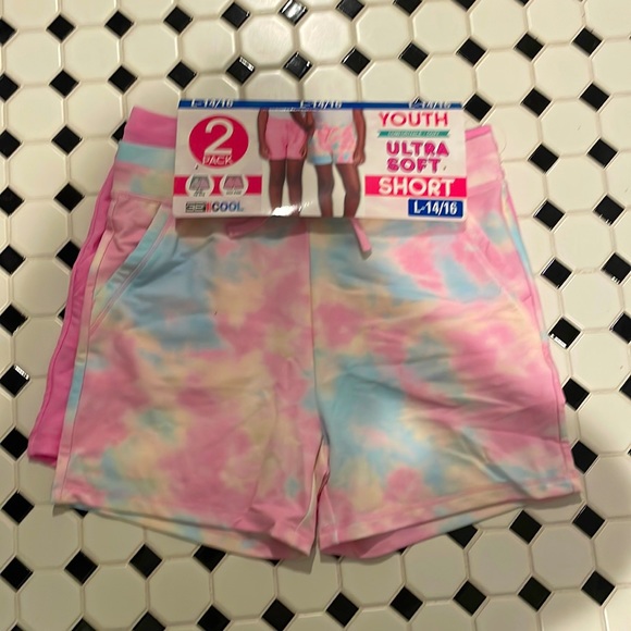 2pk girls shorts- costco. size L 14/16 - Picture 1 of 2